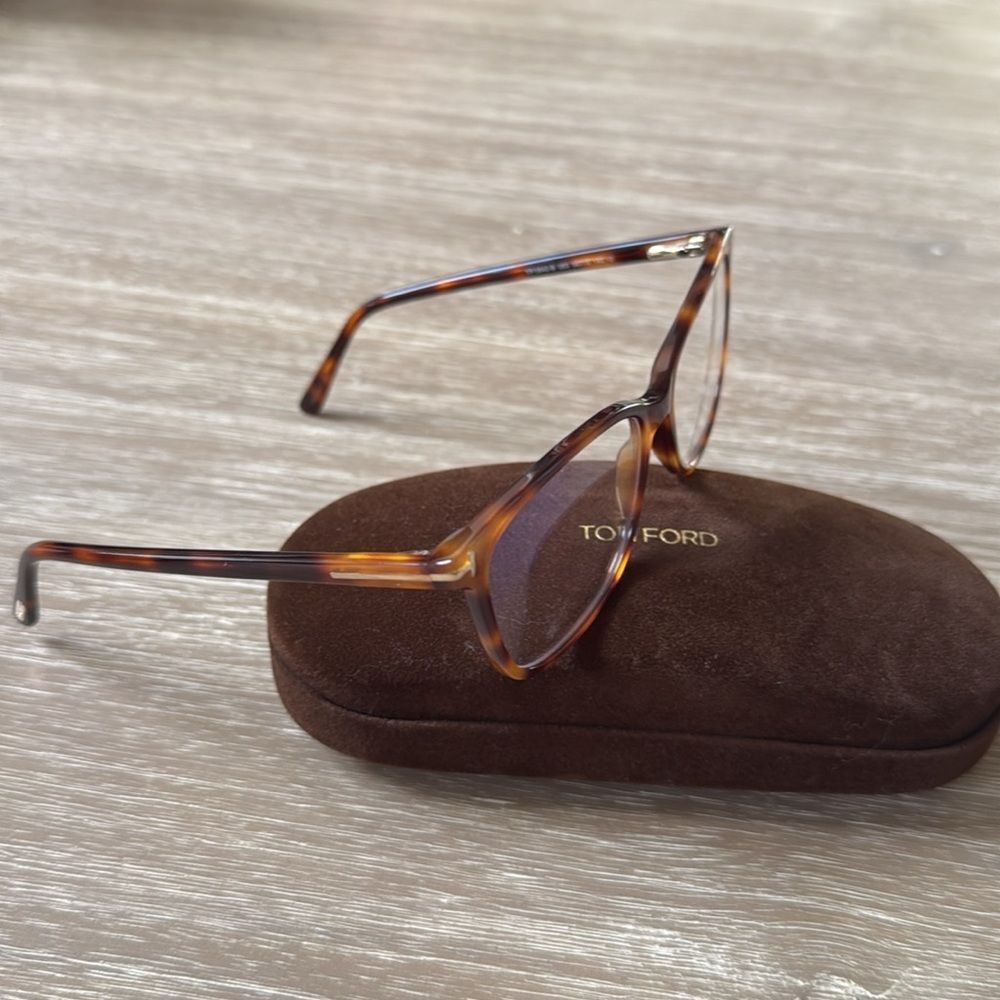 Tom Ford FT5842-B 56 Eye Tortoise‎ NWT in packaging - Picture 6 of 6